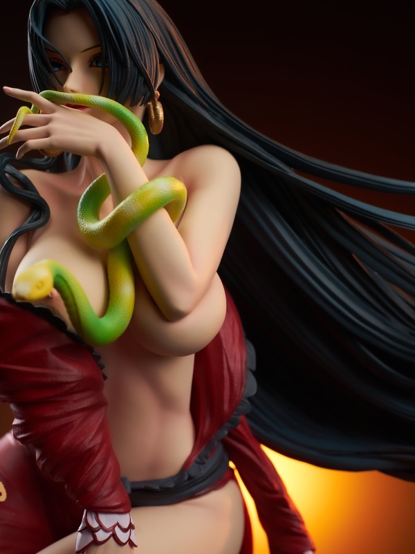 YaoMengMeng Studio One Piece Boa Hancock Hot Sexy 1/6 Statue