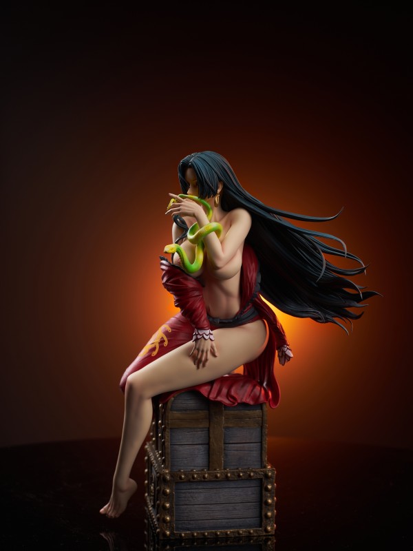 YaoMengMeng Studio One Piece Boa Hancock Hot Sexy 1/6 Statue