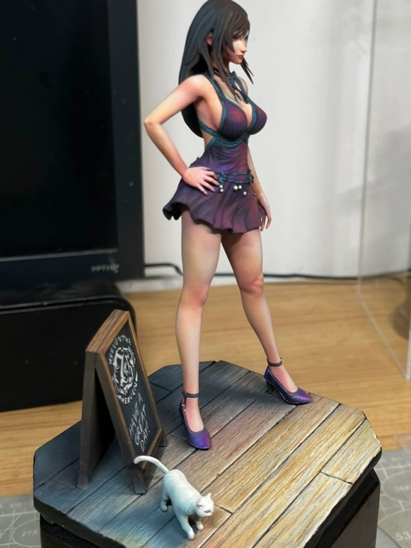 GK Final Fantasy VII Tifa Lockhart PURPLE DRESS in the Seventh Heaven Bar Hot Sexy Top Master Painting 1/12 statue